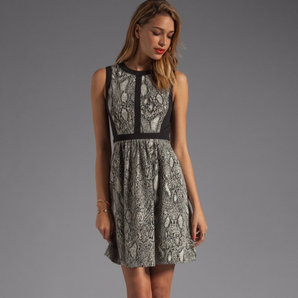 Rebecca Taylor Python Snake Print Gray Black Fit … - image 1